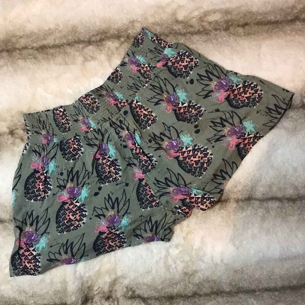 Pineapple shorts
